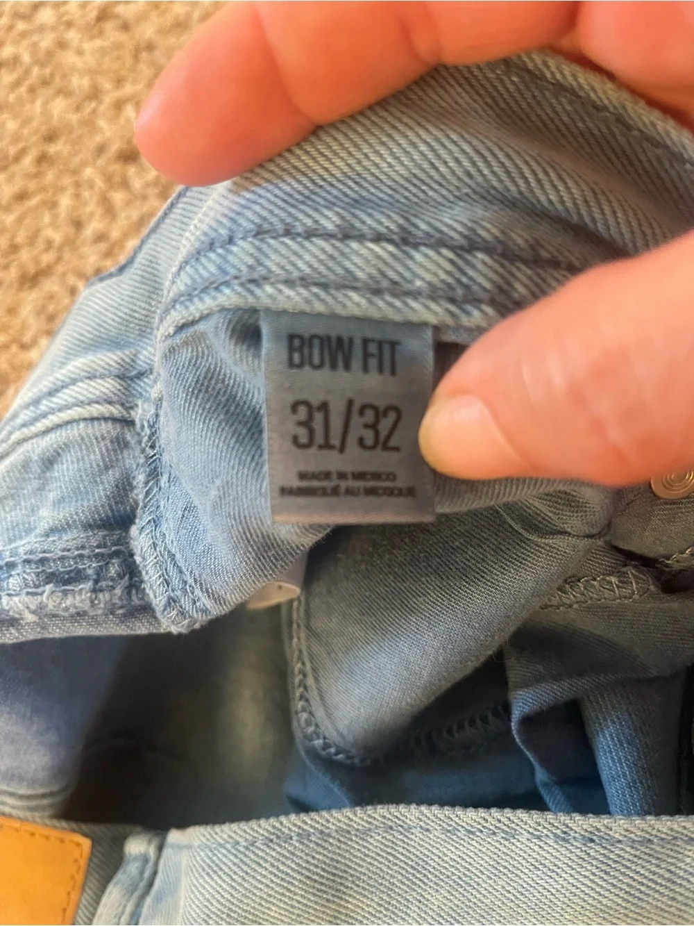 Men’s BDG Chalky Blue Bow Fit Jeans | size 31/32